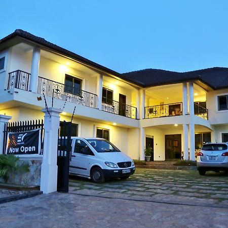 Eden Vale Hotel Ajiringano 外观 照片