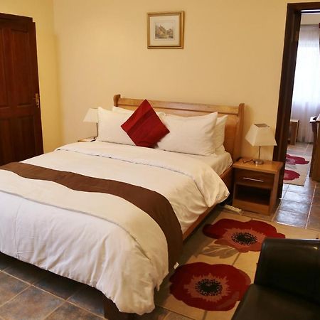 Eden Vale Hotel Ajiringano 外观 照片