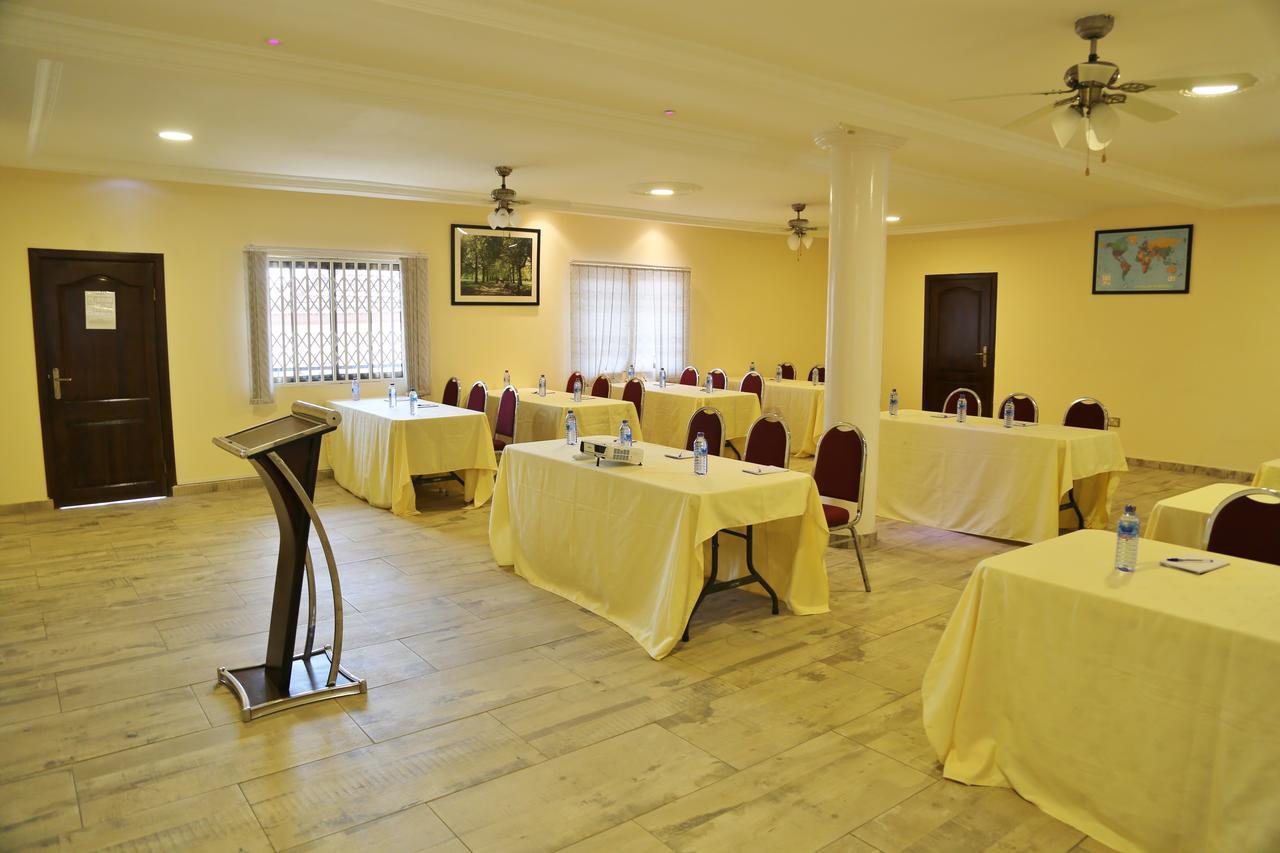 Eden Vale Hotel Ajiringano 外观 照片