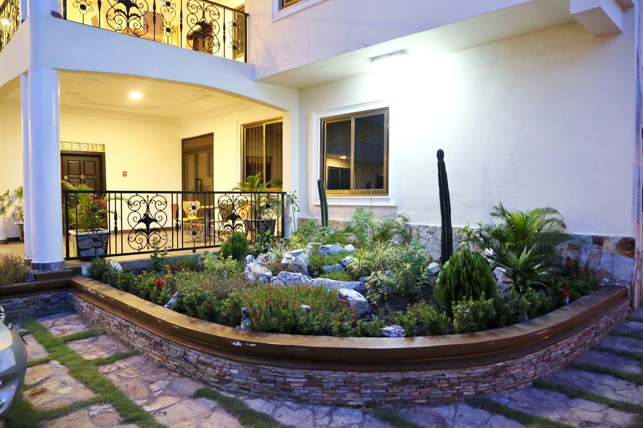 Eden Vale Hotel Ajiringano 外观 照片