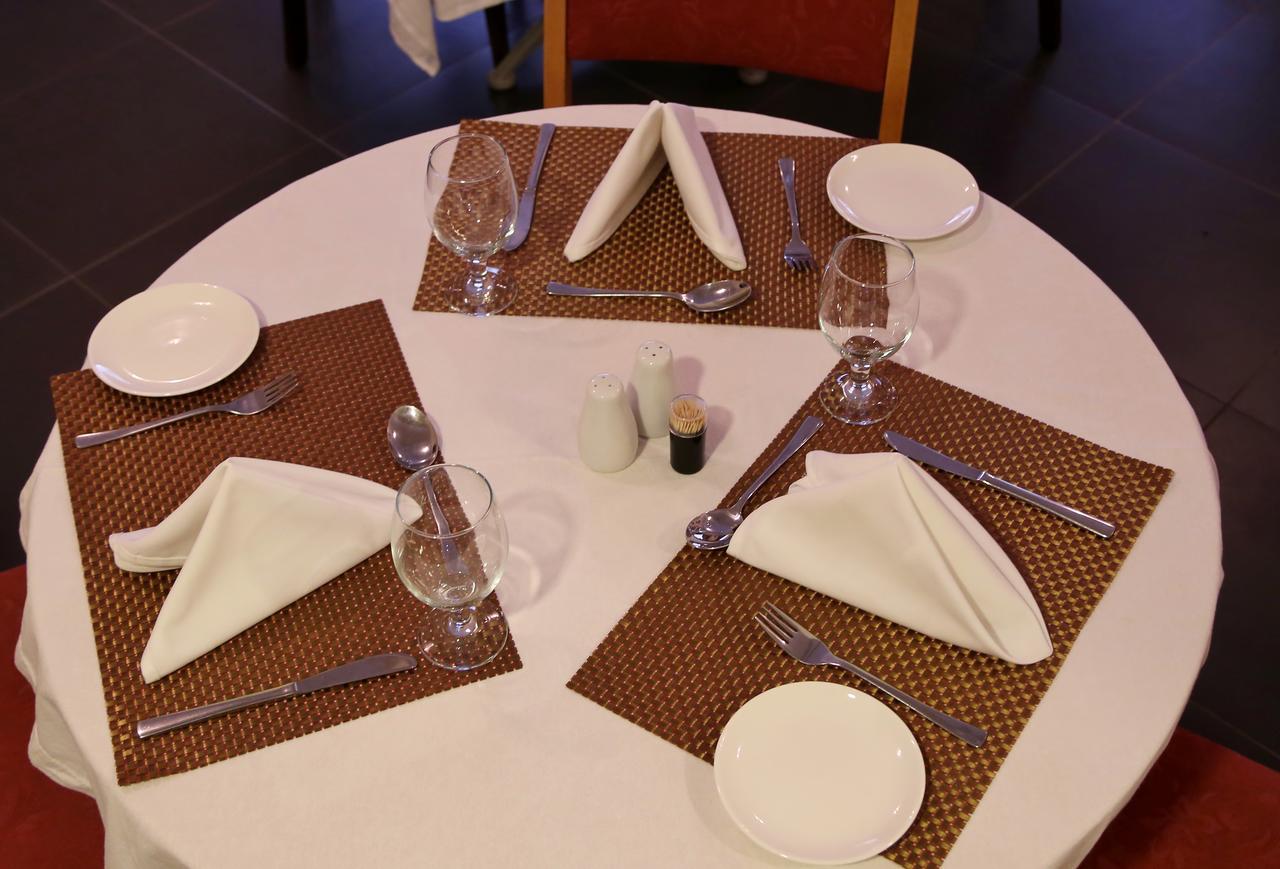 Eden Vale Hotel Ajiringano 外观 照片