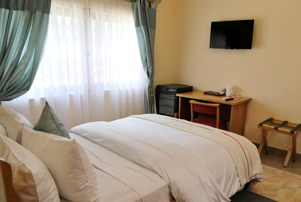 Eden Vale Hotel Ajiringano 外观 照片