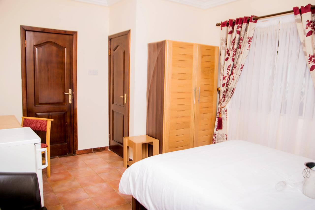 Eden Vale Hotel Ajiringano 外观 照片