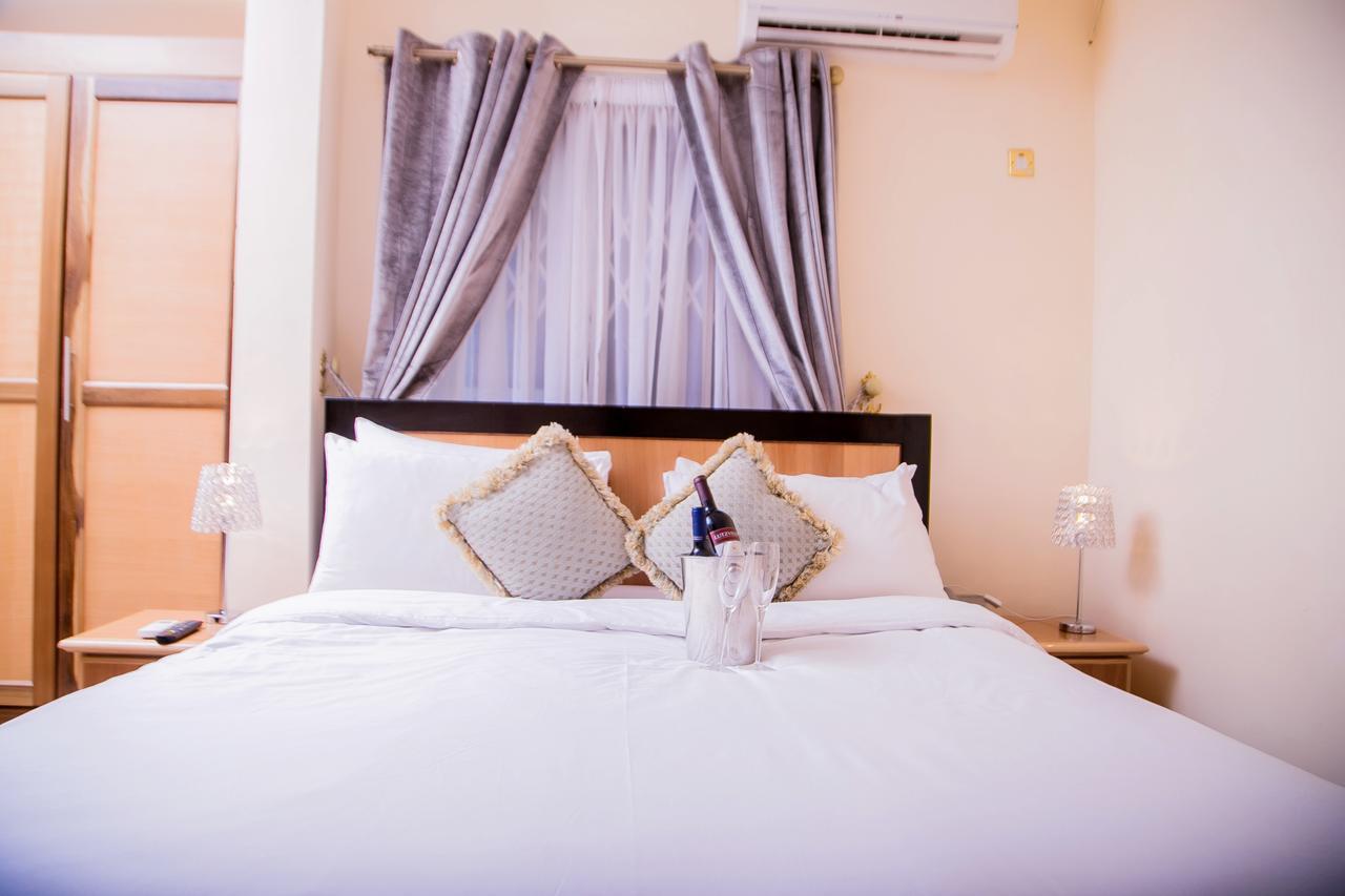Eden Vale Hotel Ajiringano 外观 照片